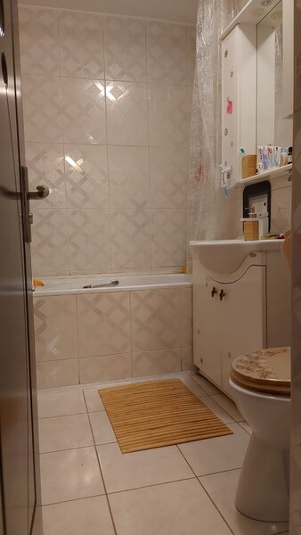 Drumul Sarii 3 camere cu centrala proprie